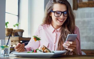 Combattere lo spreco alimentare e risparmiare con le App | Risparmia Con Noi